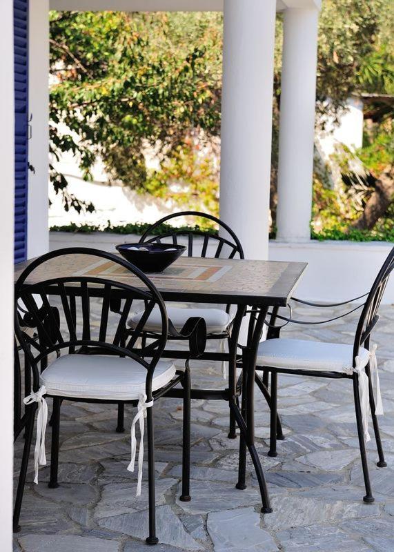 Villa Ftelia Skiathos Town Bagian luar foto